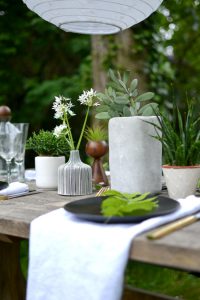 Urban Jungle Bloggers in May: Planty Table Setting