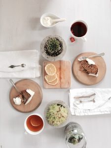 urbanjunglebloggers, planty table setting