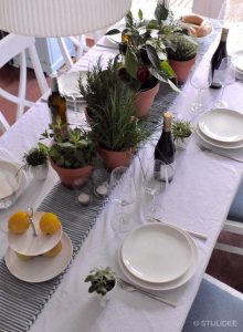 urbanjunglebloggers, planty table setting