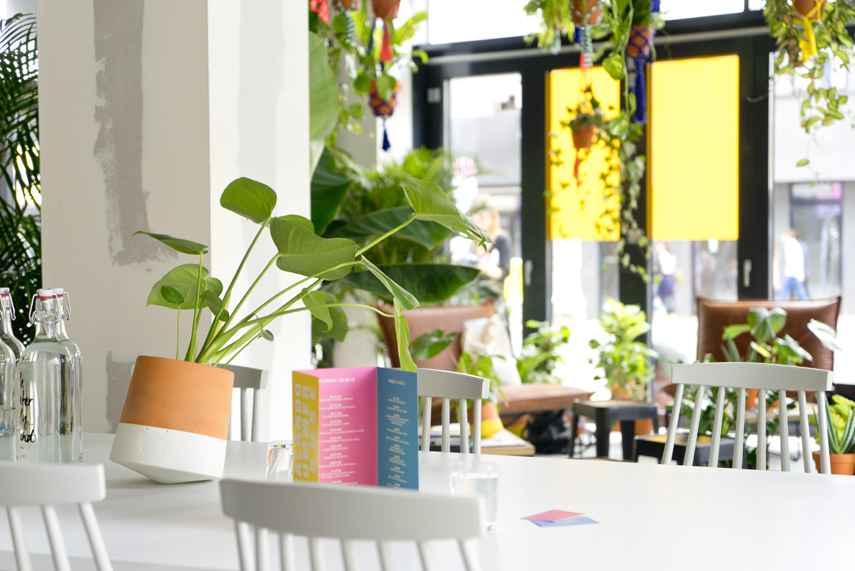 Urban Jungle Bloggers Zalando Summer House Berlin plant styling