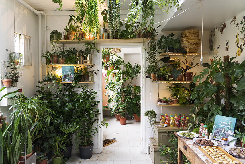 Urban Jungle Bloggers #urbanjunglebook in French booklaunch at Mama Petula in Paris